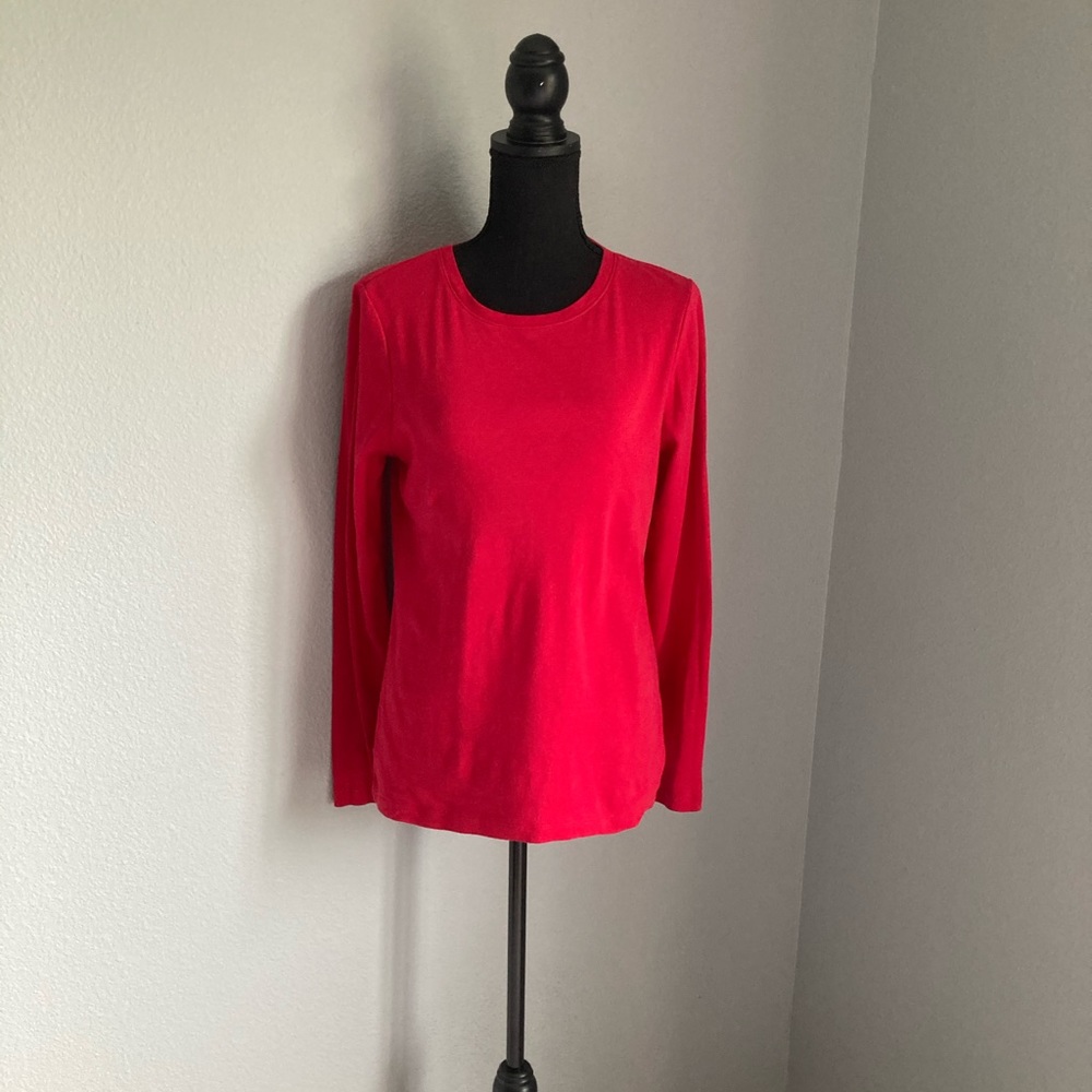 NWOT Sonoma Everyday Tee size M red long sleeve round neck 100% cotton